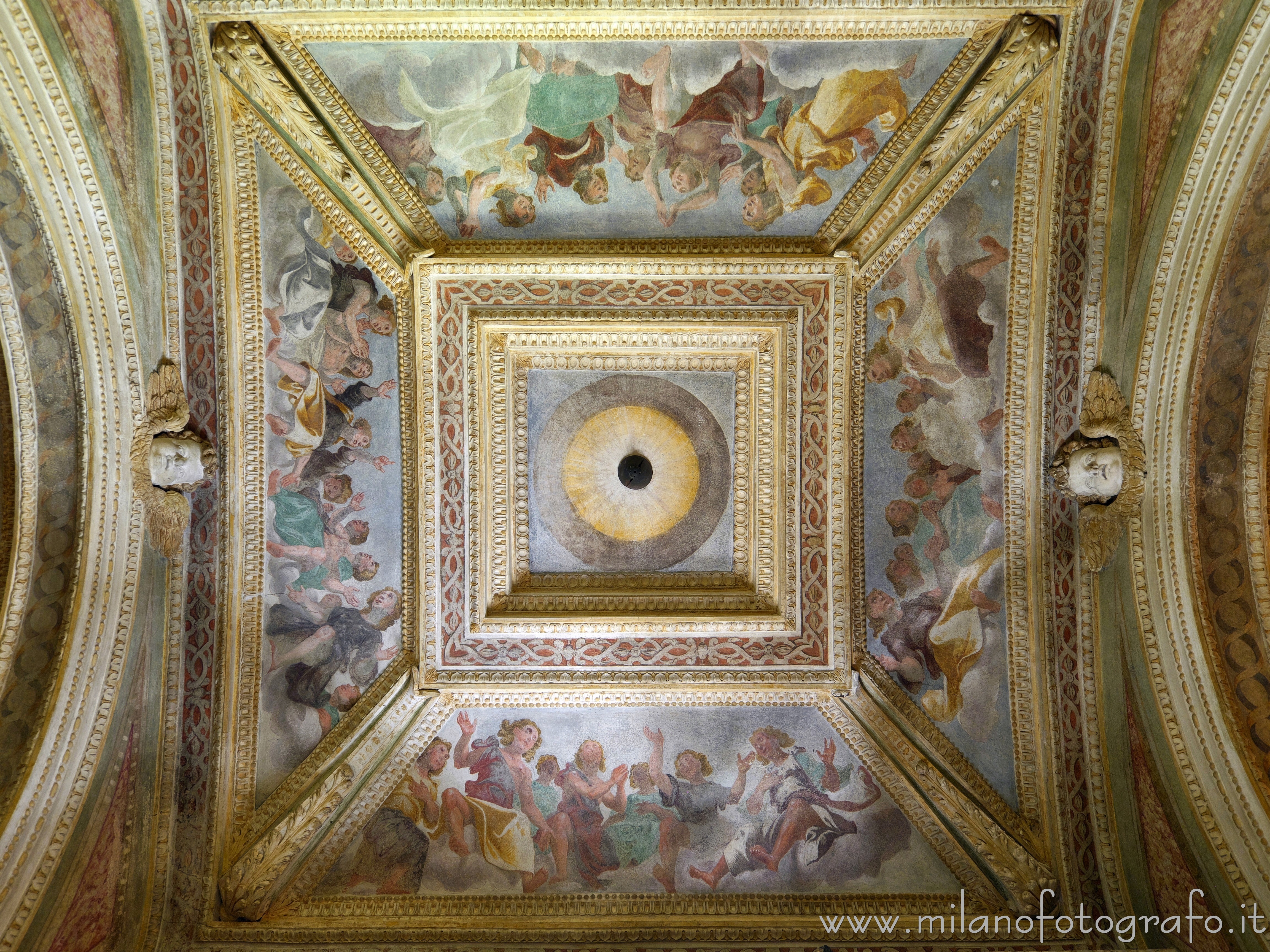 Milan (Italy) - Frescoes on the ceiling of the Small Chapel of the Angels in the Basilica of Sant'Eustorgio - Full resolution picture